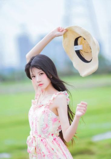 美丽的保姆