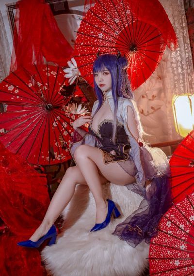 爱爱吃奶