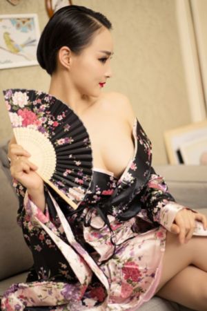 我与黑帮大佬的365日