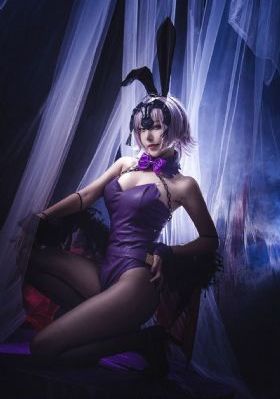 和黑帮大佬在一起的365天