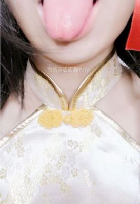 宝贝乖女你的奶真大水手机视频