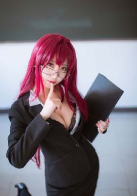 卖房子的女人02